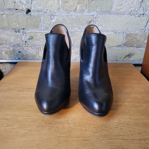 Me Too Black Leather Almond Toe Chunky Heels Womens Size 9.5M - Picture 7 of 13